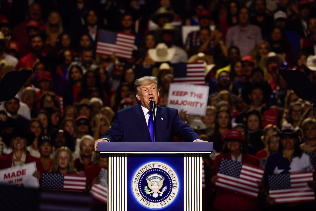 Trump promises $5,000 for each American if Republicans... Secure victory in the Midterm Elections